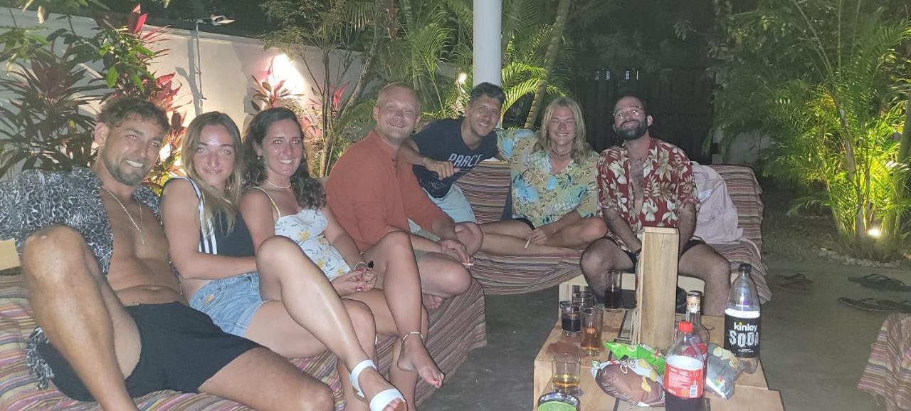Rituale Guest House - Surf & Yoga 米瑞莎 外观 照片