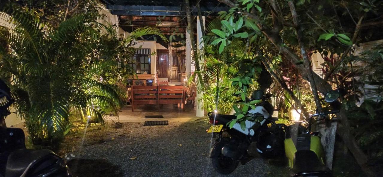 Rituale Guest House - Surf & Yoga 米瑞莎 外观 照片